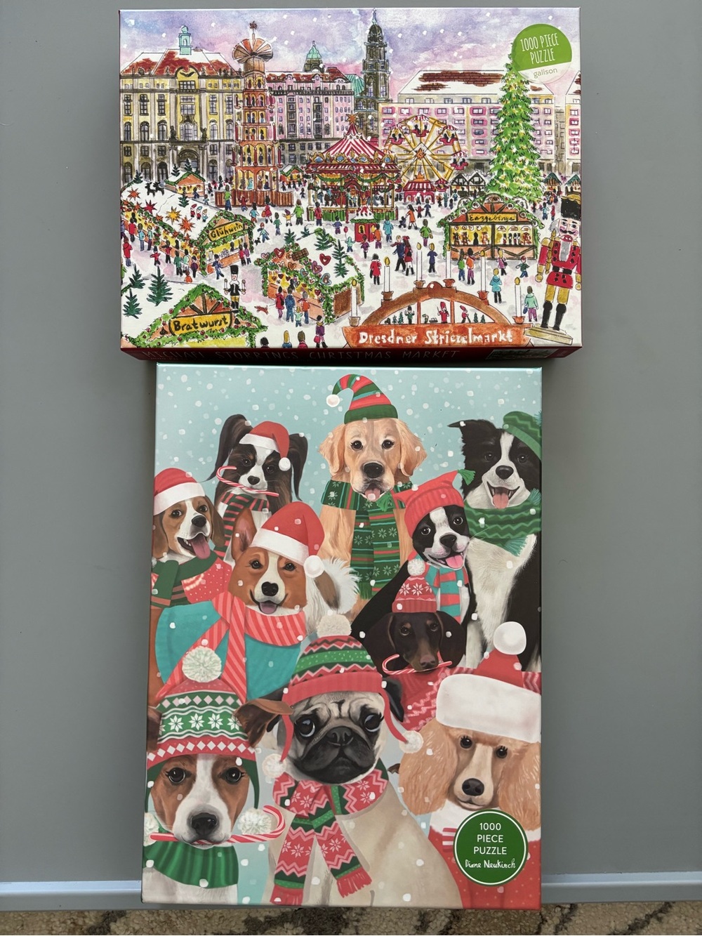 1,000 Piece Christmas Puzzle Set